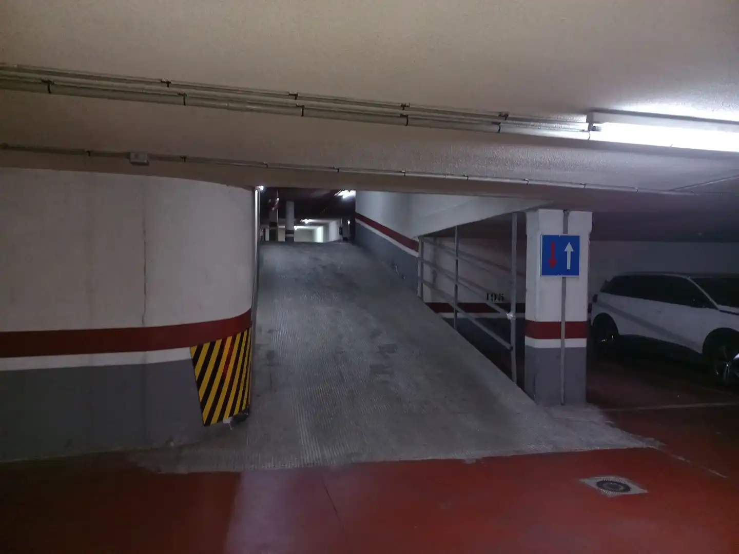 Aparcamiento en venta en HERMANOS BOU 42, imagen 4