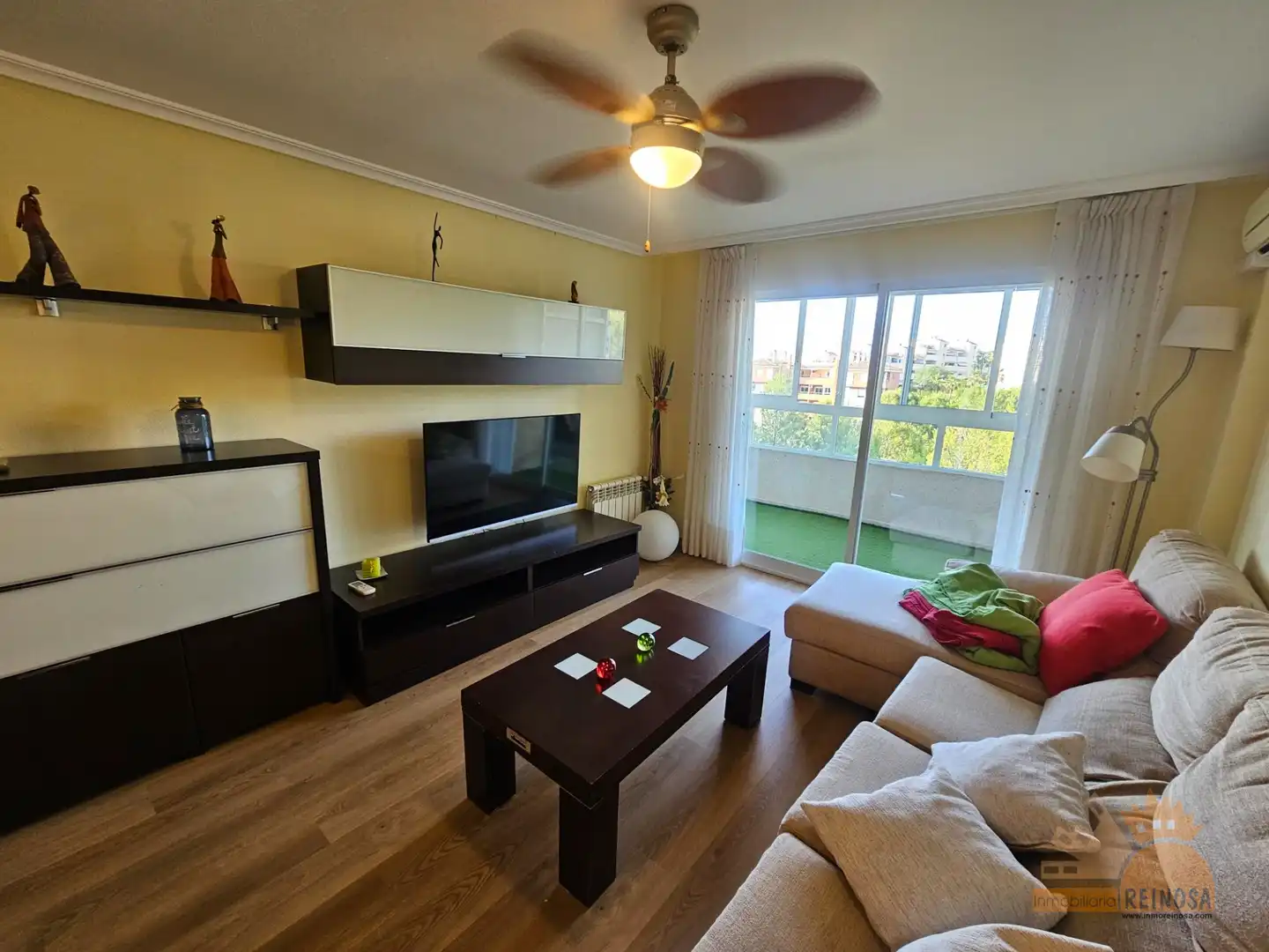 Sala de estar de Piso en venta en Molina de Segura con Aire acondicionado, Calefacción y Jardín privado