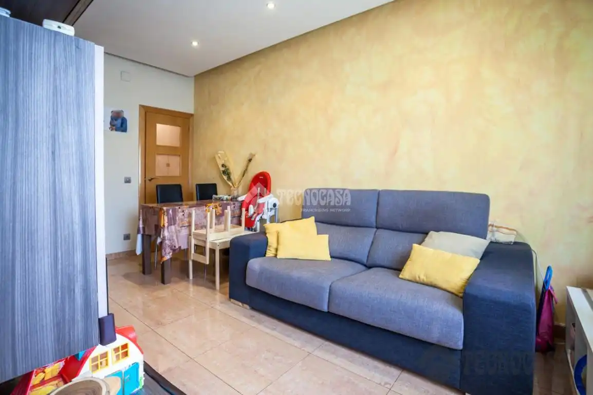 Wohnzimmer von Wohnung zum Verkauf in Barcelona mit Klimaanlage, Heizung und Möbliert
