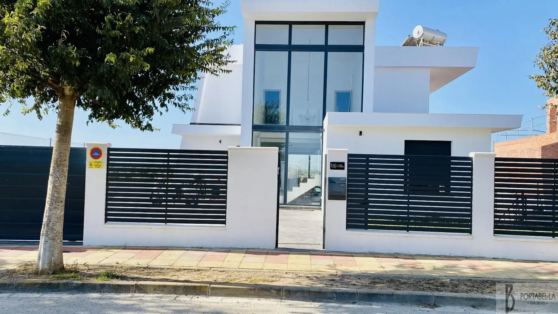 Exterior view of Houses for sale in Puerto Real  with Swimming Pool