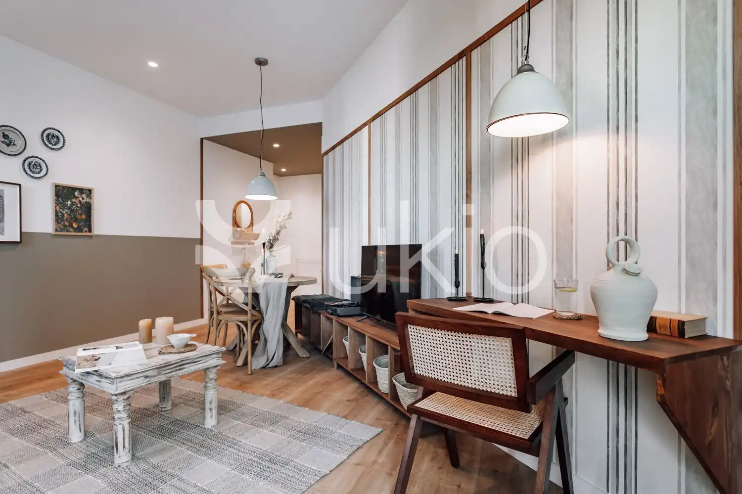 Appartement compact avec terrasse à louer à Gran Via de les Corts Catalanes, imagen 3