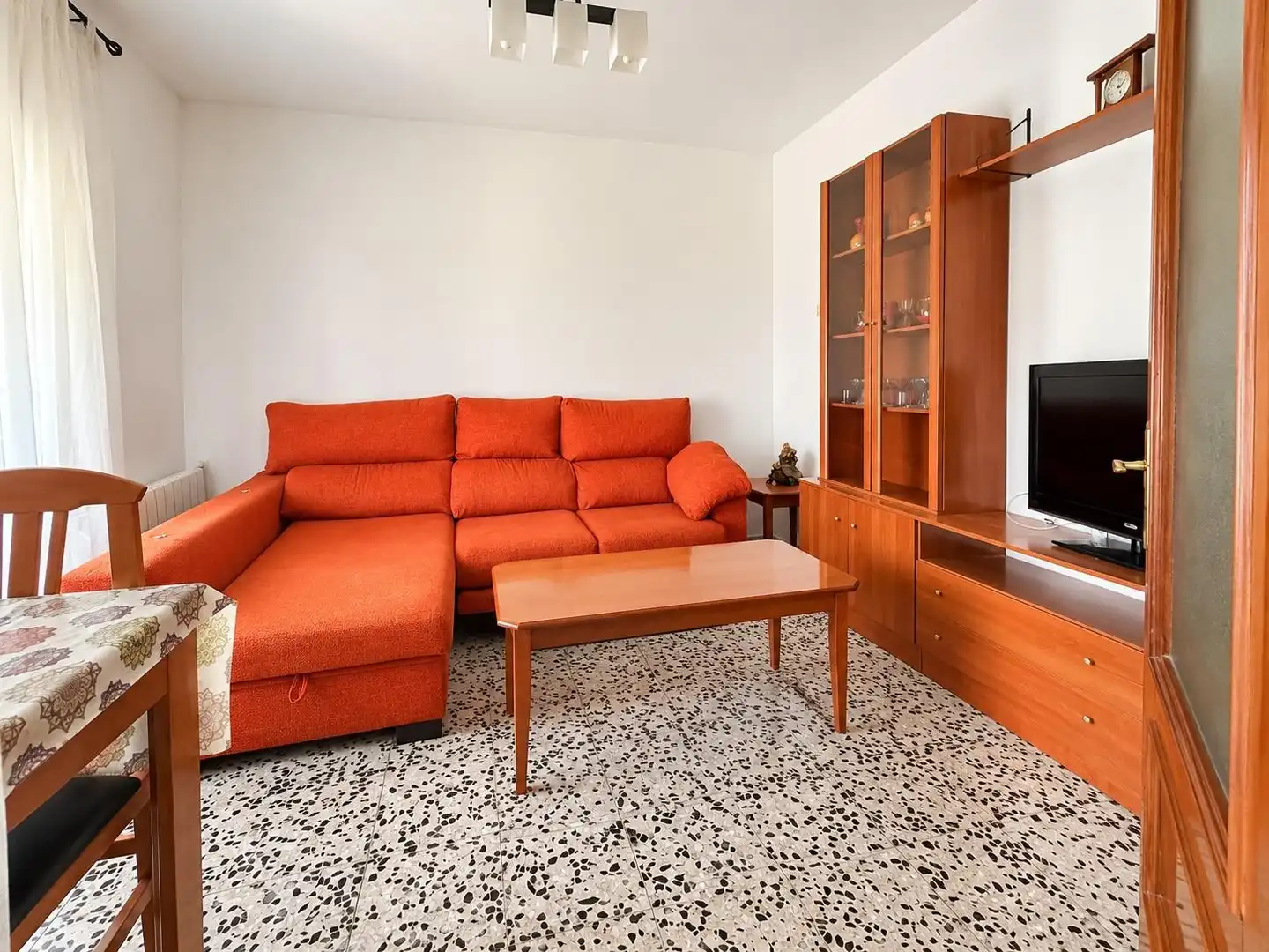 Adosado con terraza en venta en Borox, imagen 2