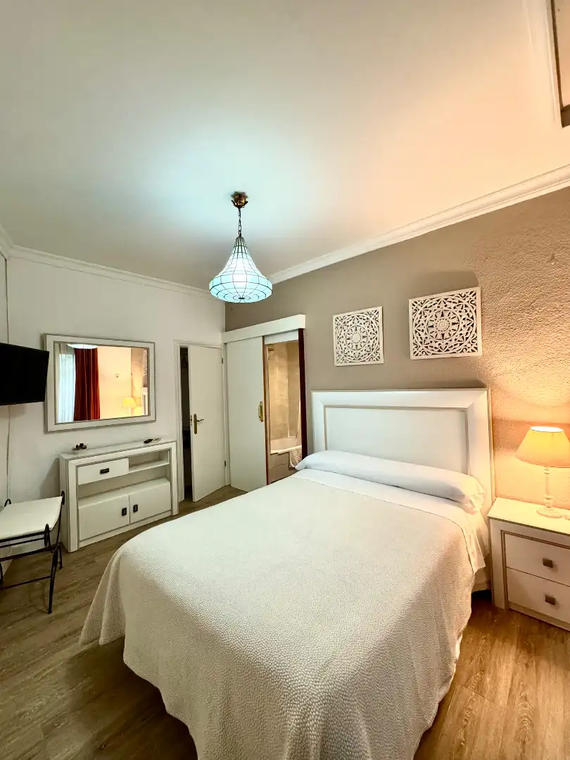 Dormitori de Casa o xalet per a compartir en Granada amb Aire condicionat, Calefacció i Parquet