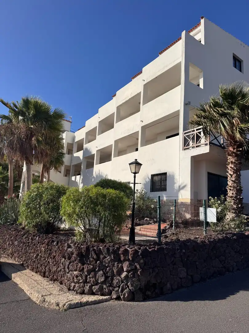 Vista exterior de Apartamento en venta en San Miguel de Abona con Aire acondicionado, Jardín privado y Amueblado