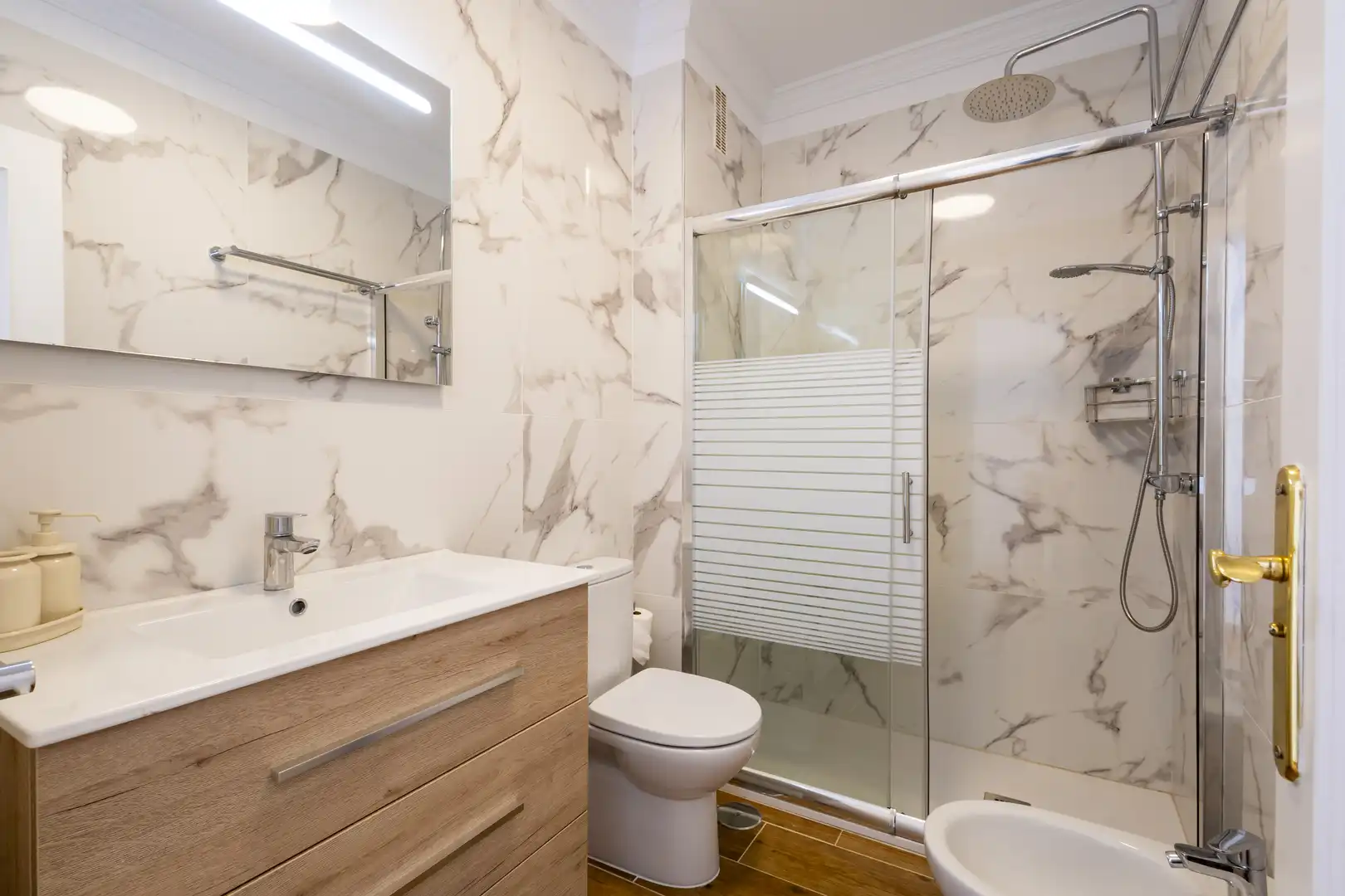 Baño de Apartamento de alquiler en Las Caletillas - Punta Larga