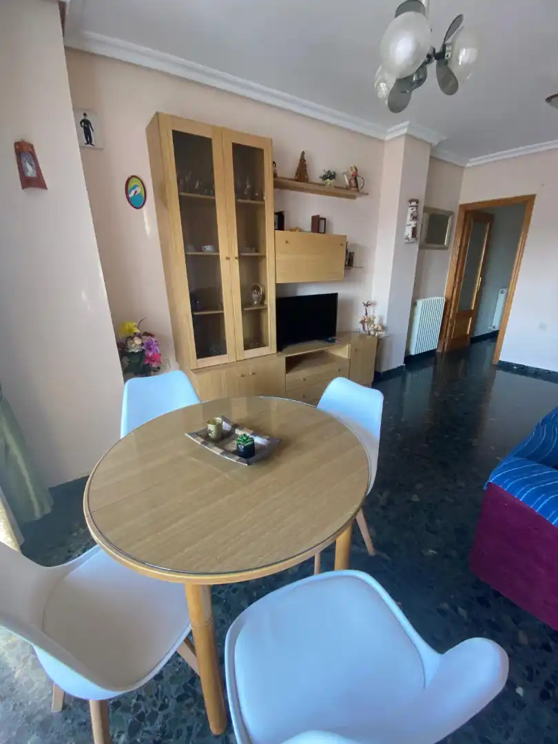 Esszimmer von Wohnungen zur Miete in Albacete mit Klimaanlage, Heizung und Möbliert