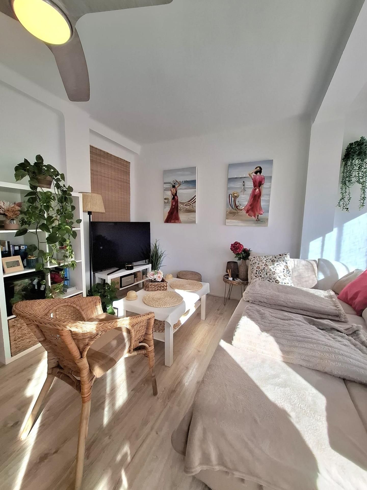 Living room of Flat for sale in Castellón de la Plana / Castelló de la Plana  with Air Conditioner and Balcony