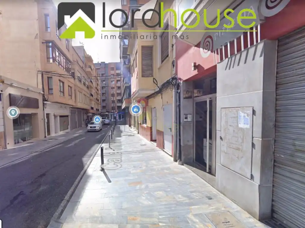 Casa amb jardí en venda a Calle Serrallo, imagen 3