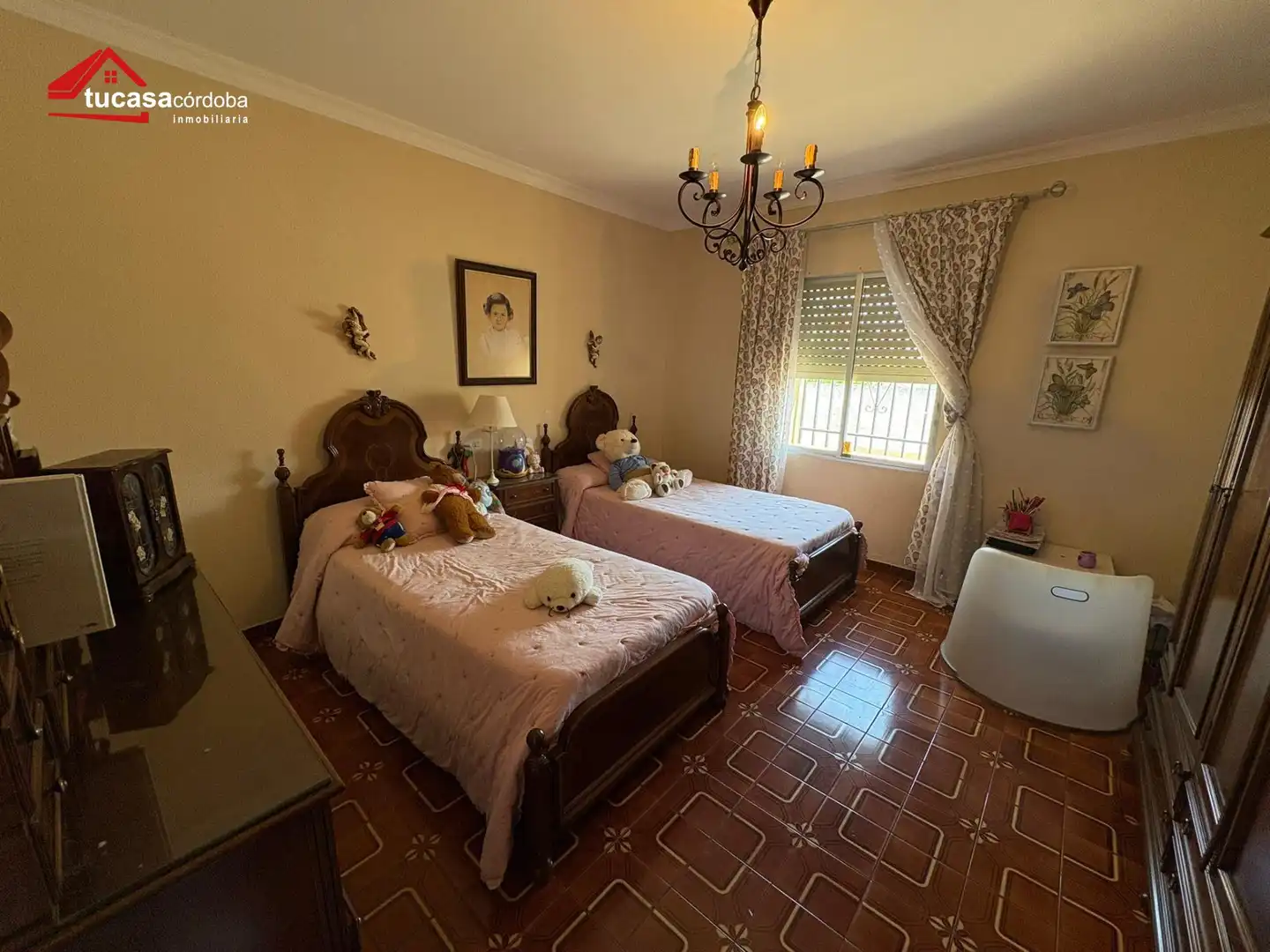 Bedroom of Houses for sale in Córdoba  with Terrace, Storage room and Furnished