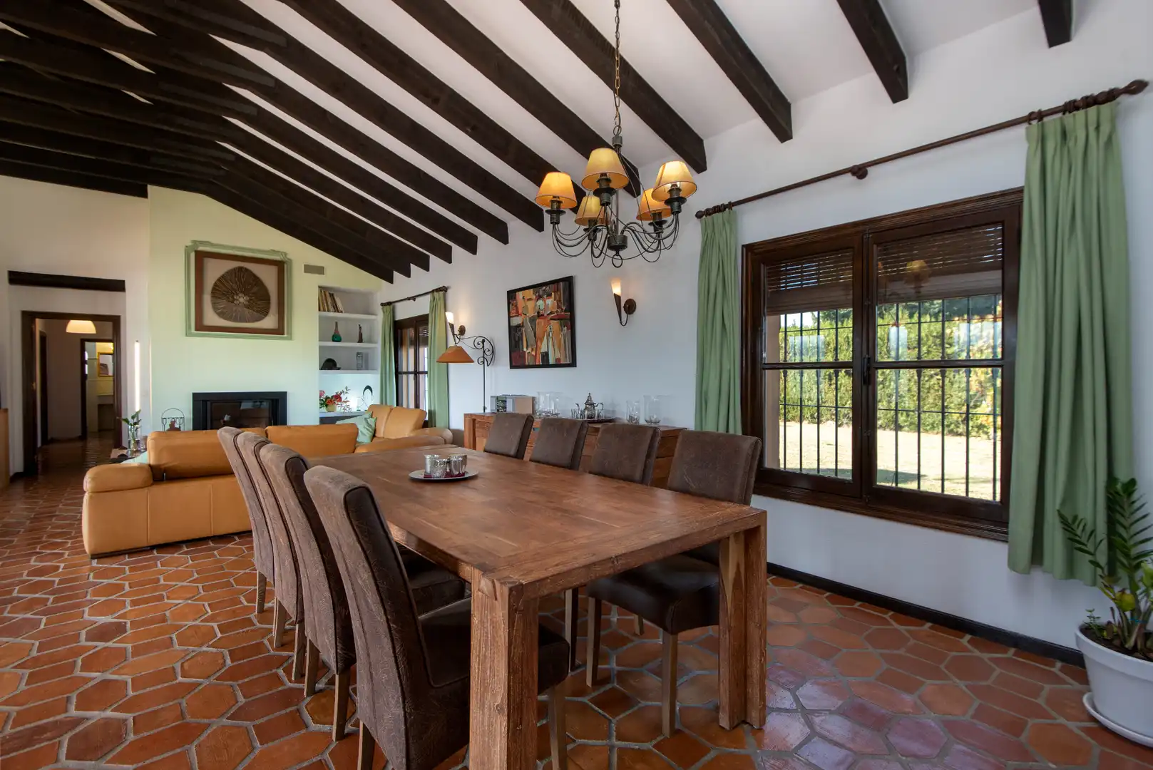 Comedor de Finca rústica en venta en Alhaurín de la Torre con Aire acondicionado, Calefacción y Jardín privado