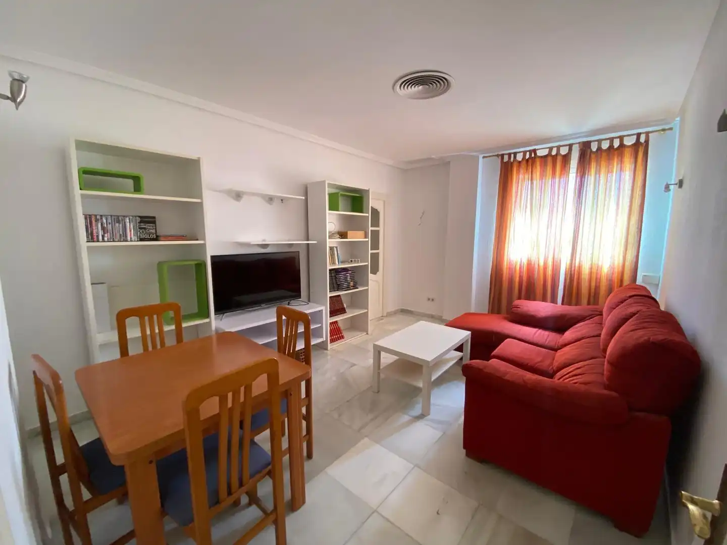 Sala de estar de Piso en venta en Algeciras con Aire acondicionado, Calefacción y Terraza