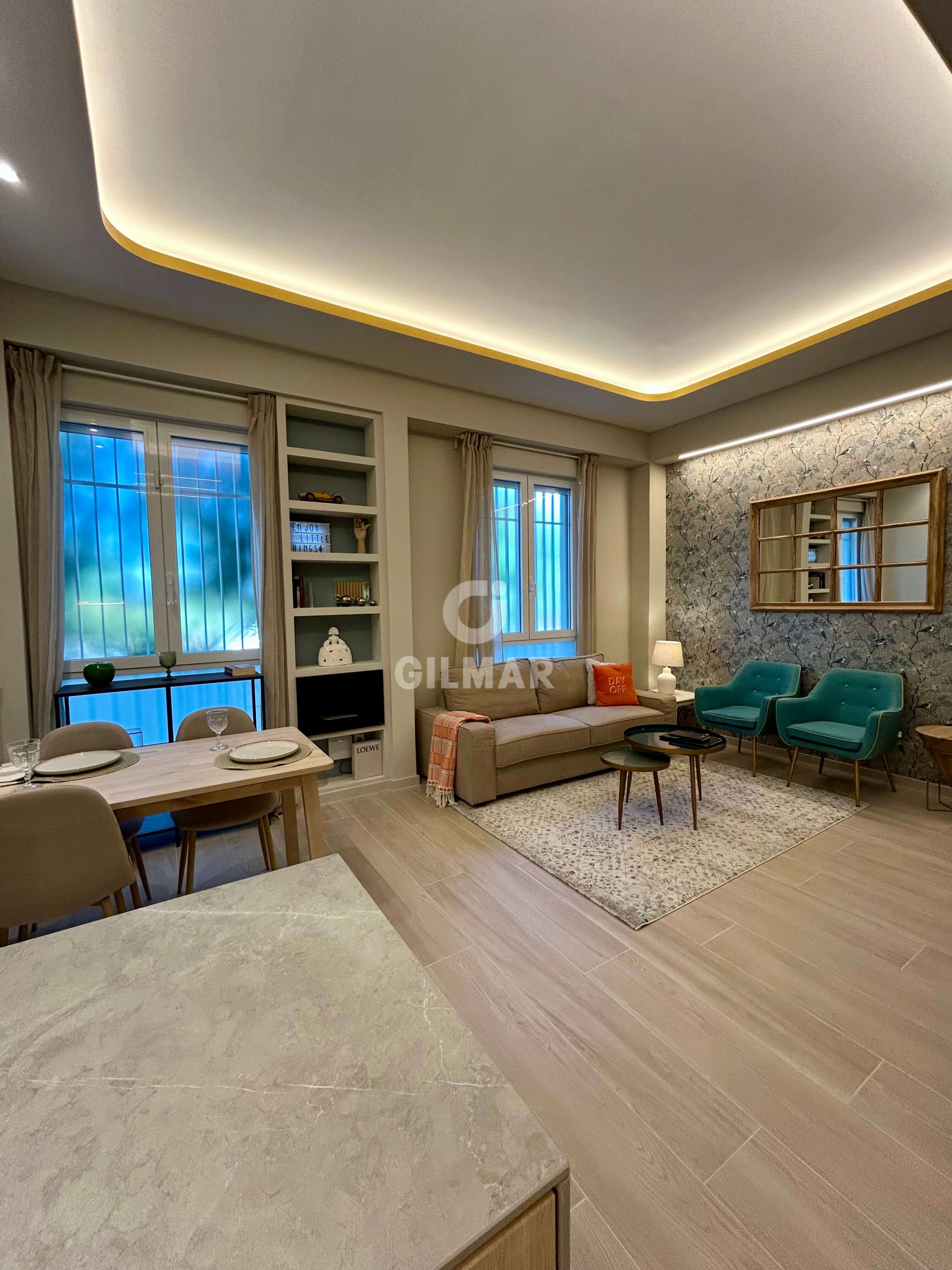 Sala de estar de Piso en venta en  Madrid Capital con Calefacción