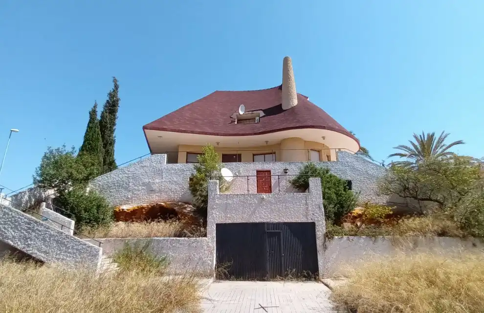 Villa con terrazza in vendita a L'Alcora