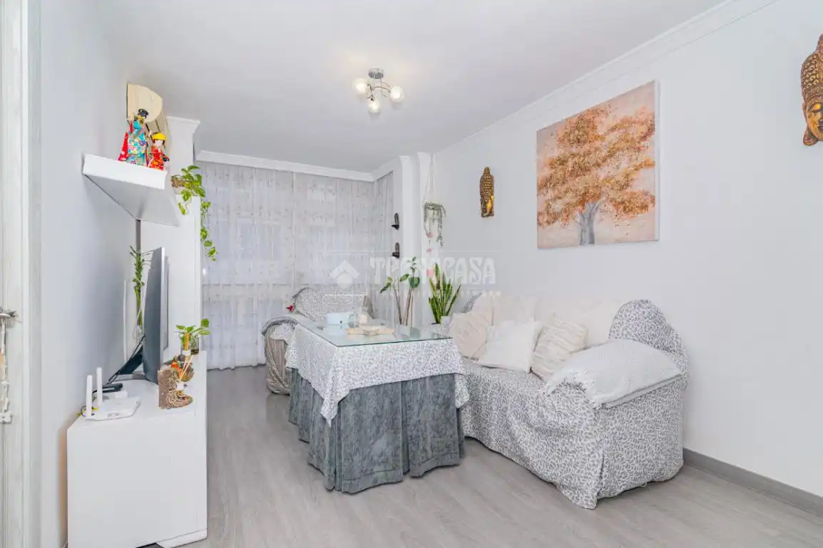 Bedroom of Flat for sale in Loja  with Air Conditioner, Parquet flooring and Balcony