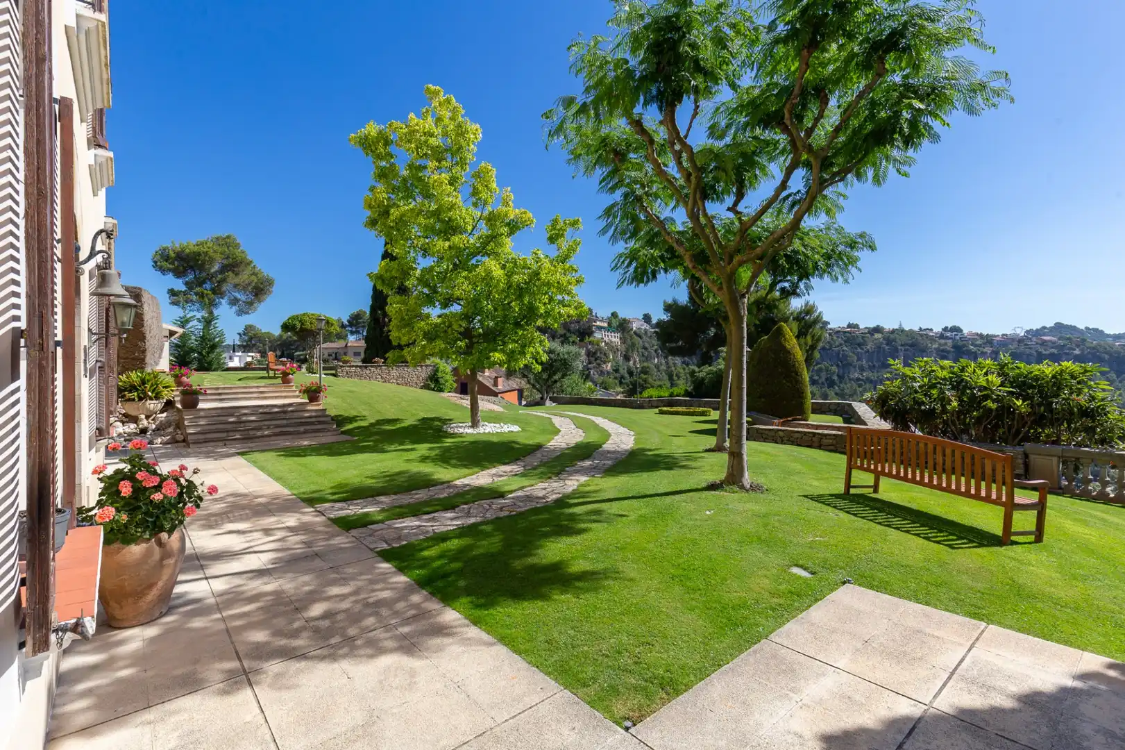 Jardí de Finca rústica en venda en Corbera de Llobregat amb Aire condicionat, Calefacció i Terrassa
