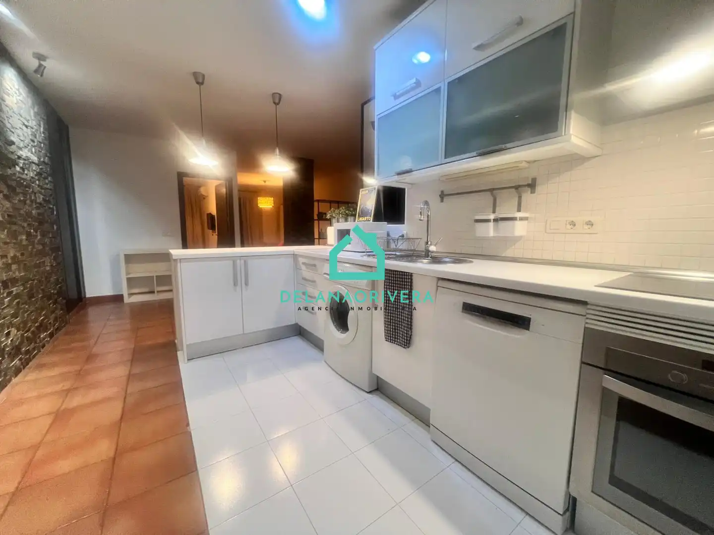 Kitchen of Flat for sale in Alcalá de Henares  with Air Conditioner, Heating and Oven