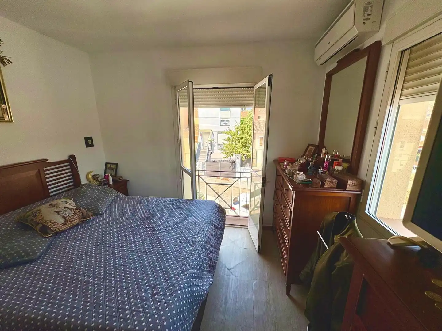 Dormitori de Casa adosada en venda en Vélez-Málaga amb Aire condicionat, Jardí privat i Terrassa