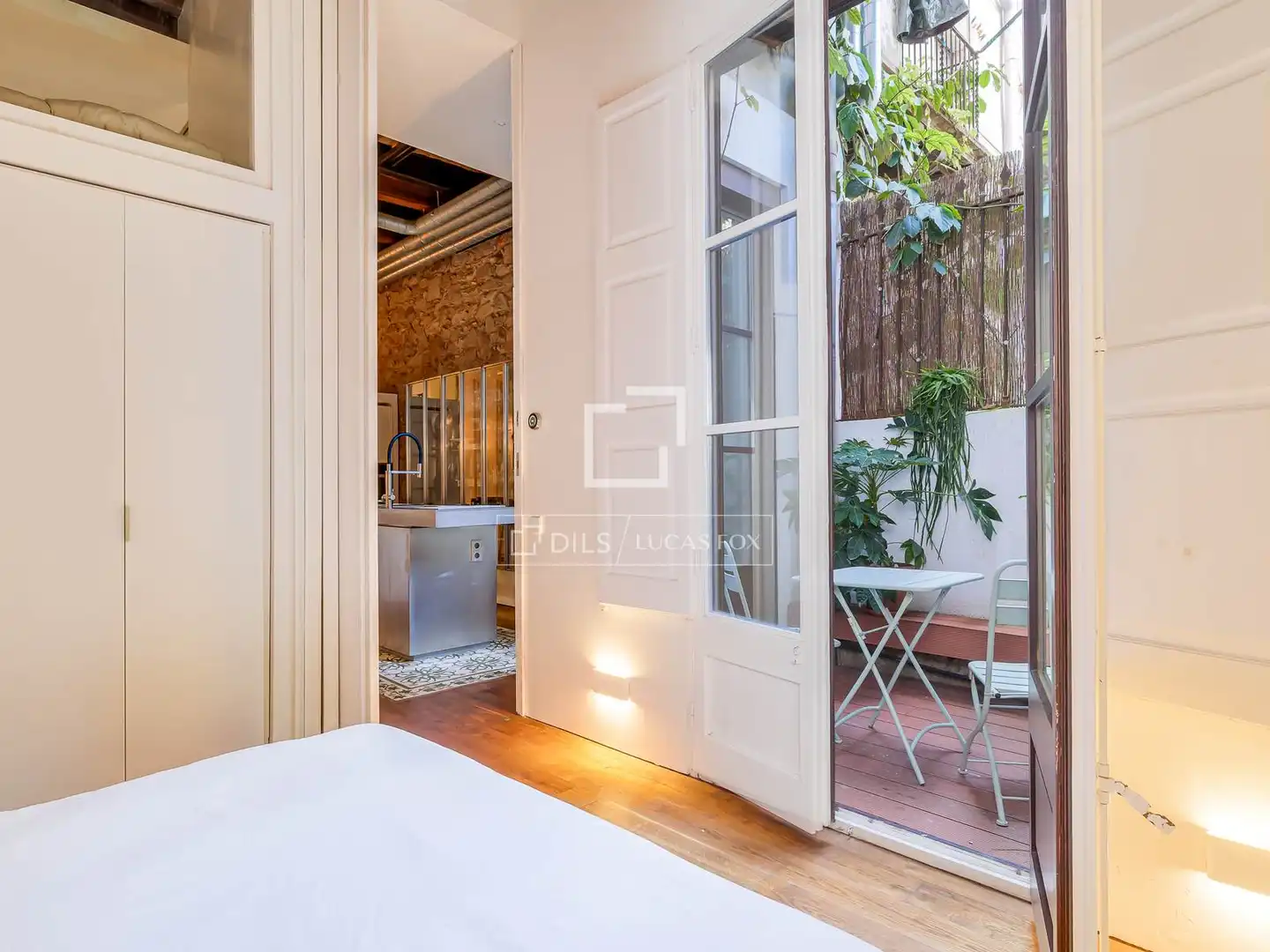 Habitación de Piso en venta en Barcelona con Aire acondicionado, Calefacción y Jardín privado