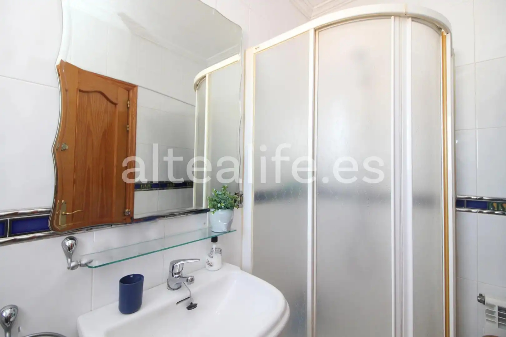 Baño de Casa o chalet en venta en La Nucia con Aire acondicionado, Calefacción y Jardín privado