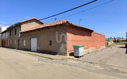 Vista exterior de Casa o xalet en venda en Villarejo de Órbigo