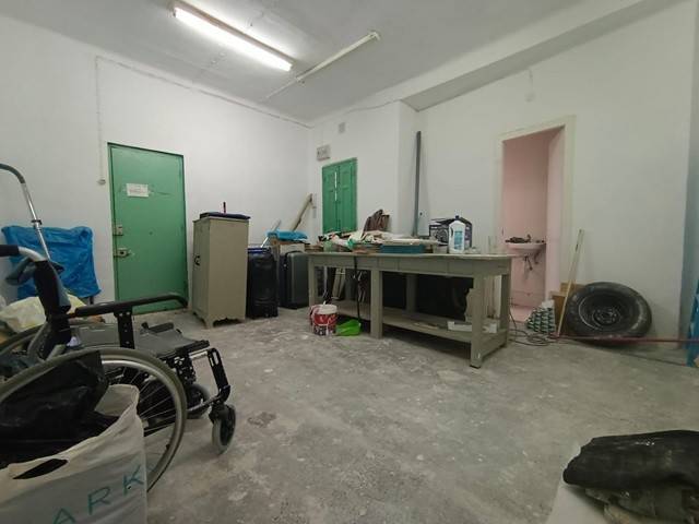 Local comercial en Venta en de Sepúlveda en Puerta del Ángel