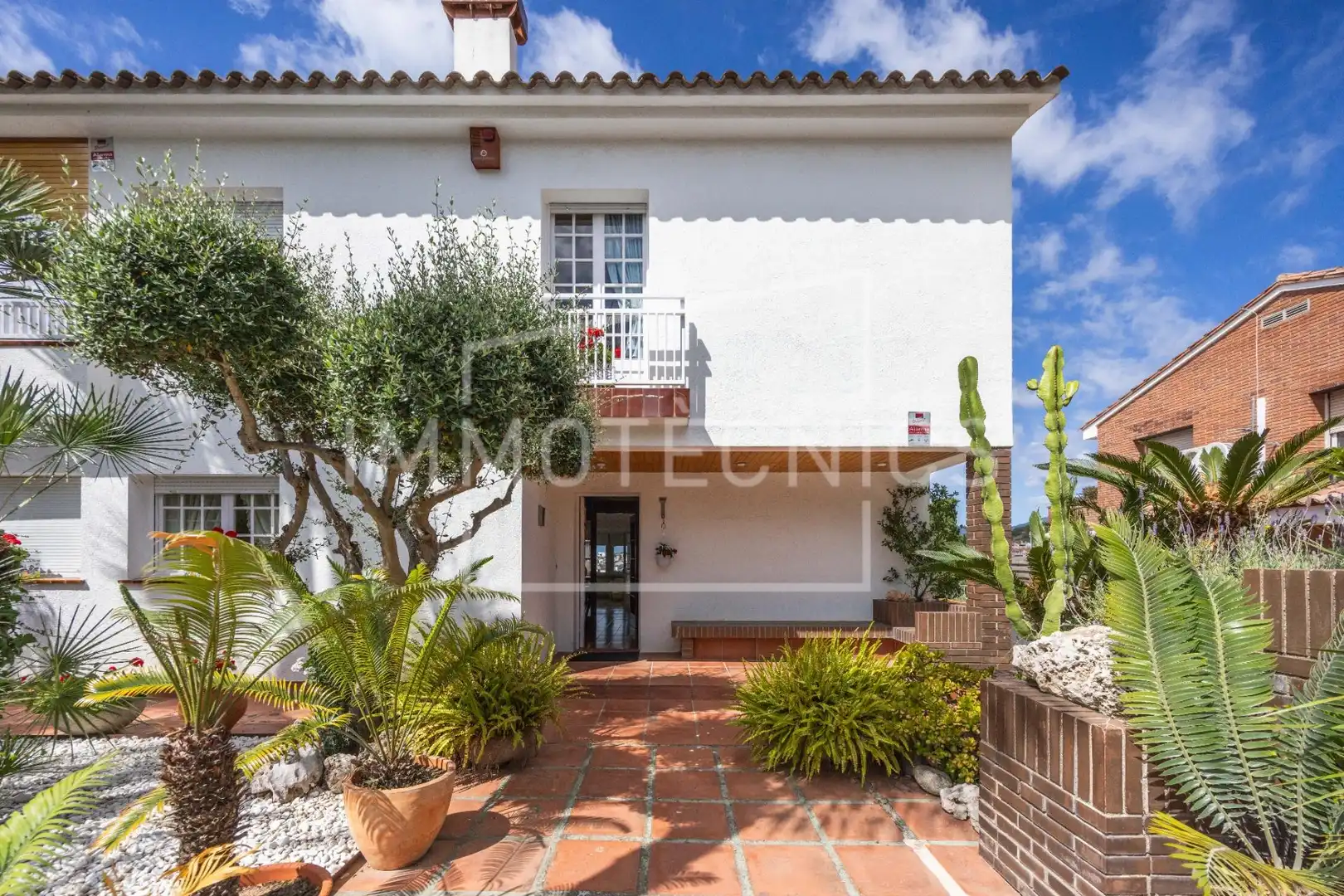 Vista exterior de Casa o xalet en venda en Canet de Mar amb Calefacció, Jardí privat i Terrassa