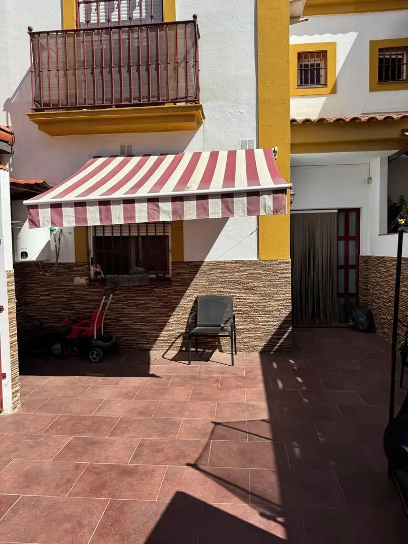 Adossat amb terrassa en venda a Oromana, imagen 6