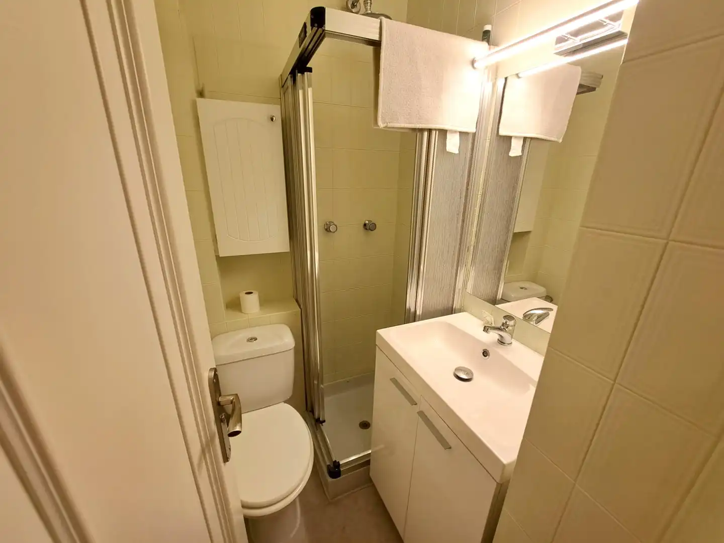 Piso con terraza en venta en Calle Lucrecia Arana, imagen 36