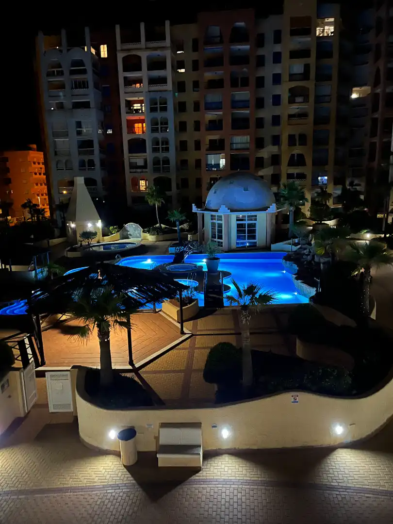 Piscina de Piso en venta en Cartagena con Aire acondicionado, Amueblado y Horno