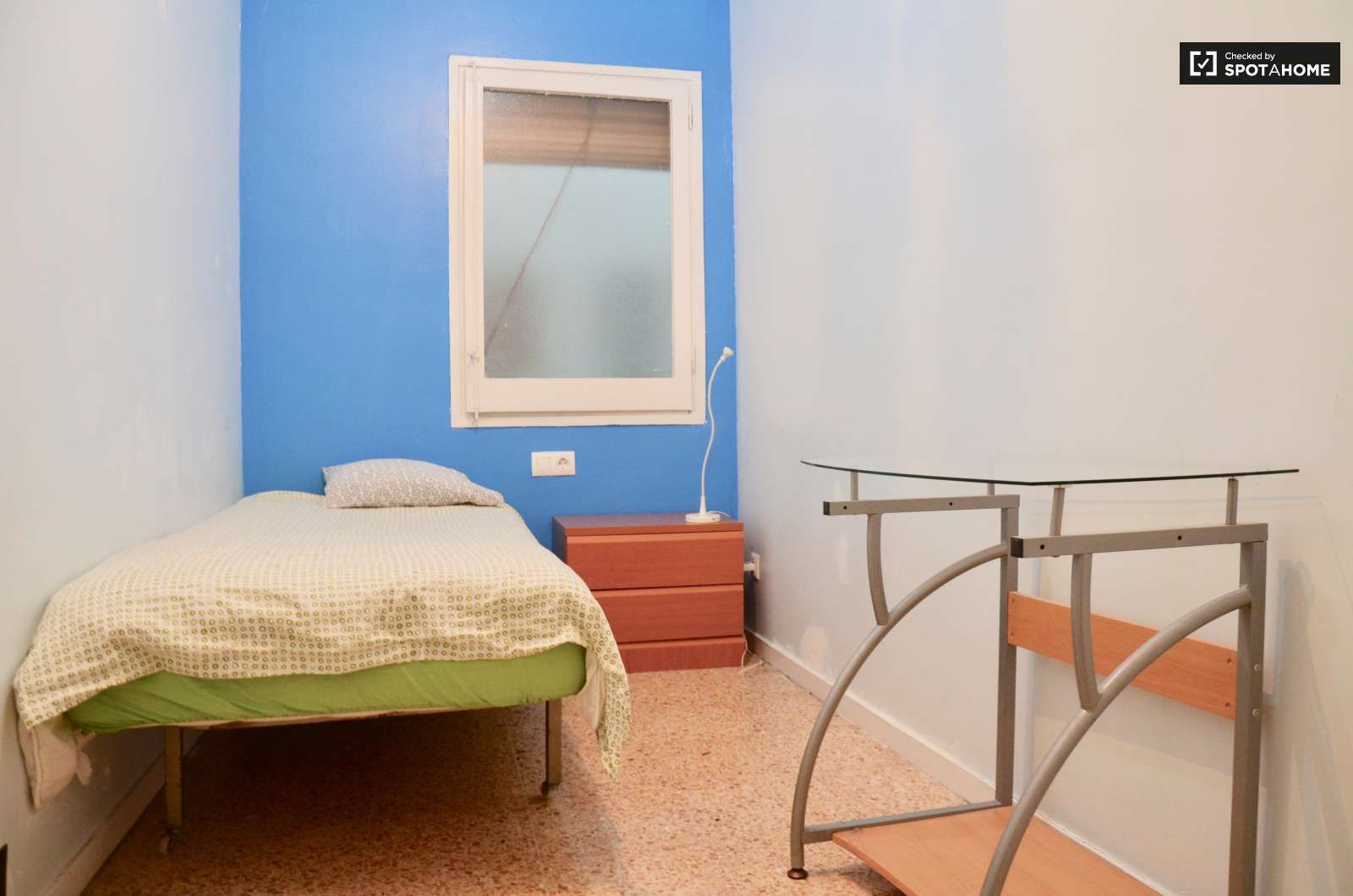 Habitación de Piso para compartir en  Barcelona Capital con Aire acondicionado, Terraza y Amueblado