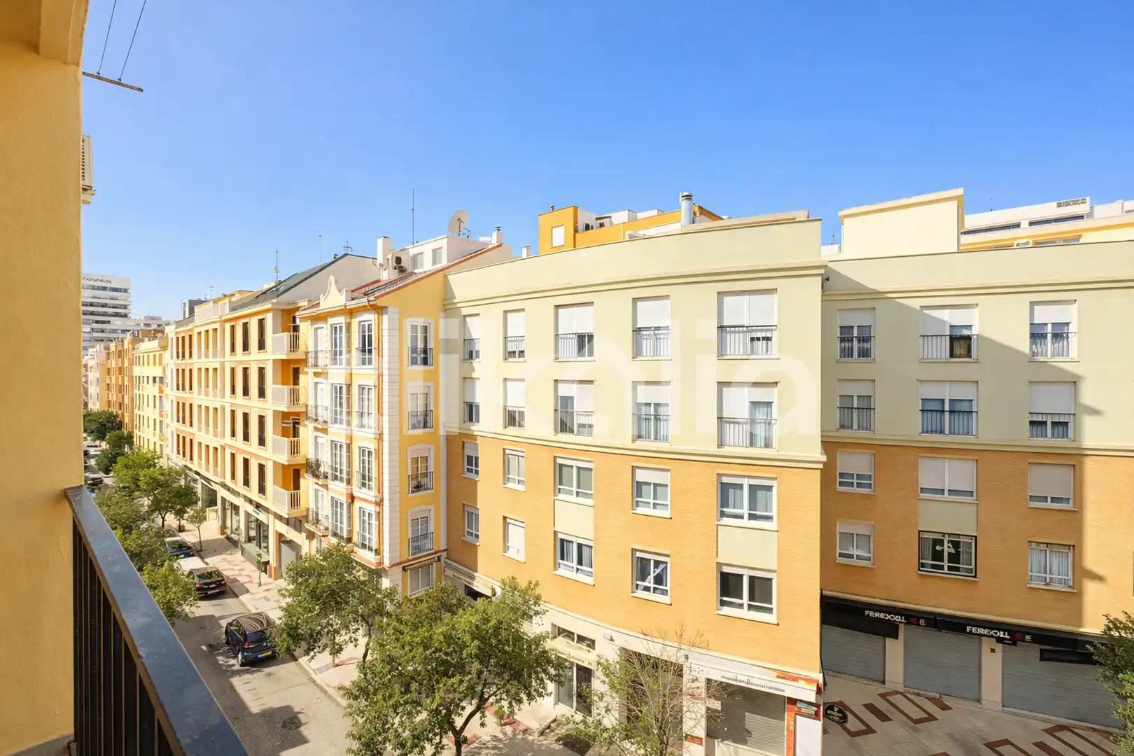 Vista exterior de Pis en venda en Málaga amb Aire condicionat, Terrassa i Balcó