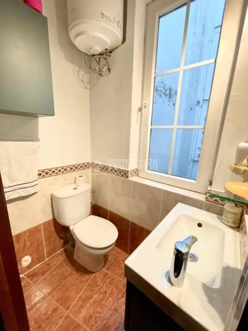 Bathroom of Flat for sale in Barcelona  with Balcony