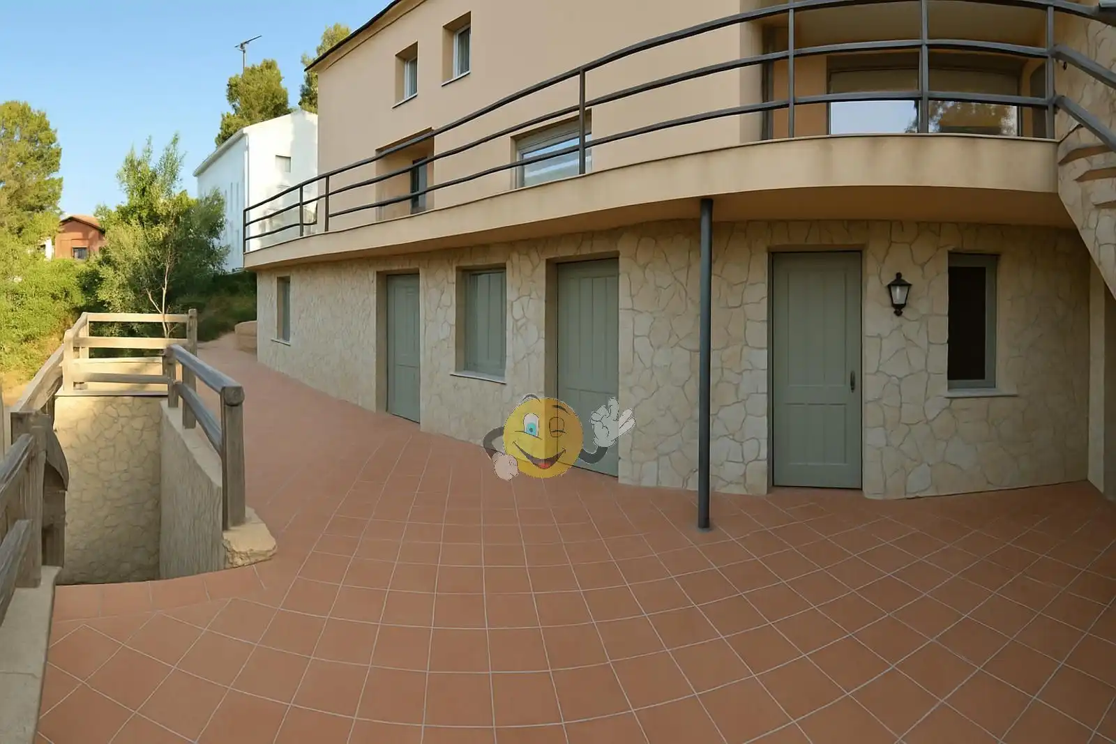 Außenansicht von Haus oder Chalet zum Verkauf in Olesa de Bonesvalls mit Privatgarten, Terrasse und Abstellraum