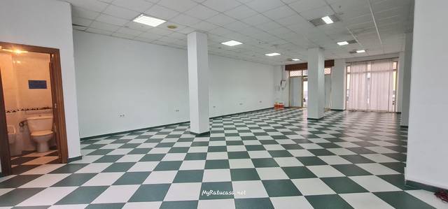 Local comercial en Alquiler en  Cádiz, 28 en Barrio de Zaidín