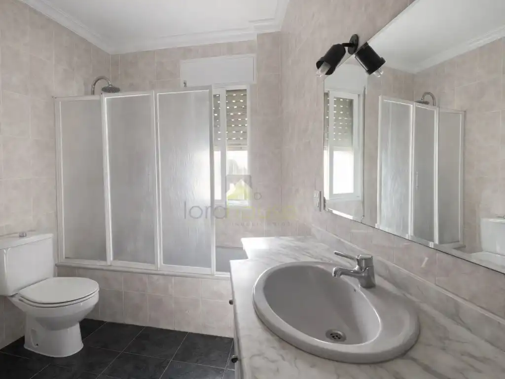 Bathroom of Houses for sale in Lorca