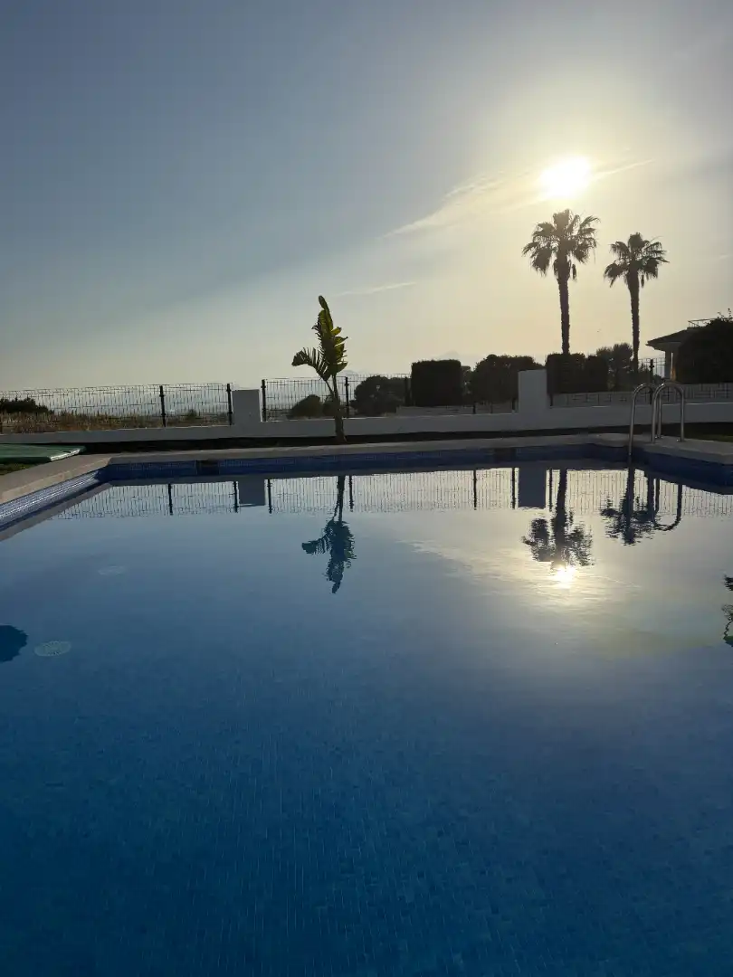 Piscina de Casa o chalet en venta en Busot con Aire acondicionado, Calefacción y Jardín privado
