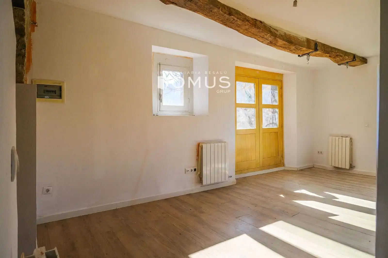 Bedroom of Country homes for sale in Besalú  with Private garden