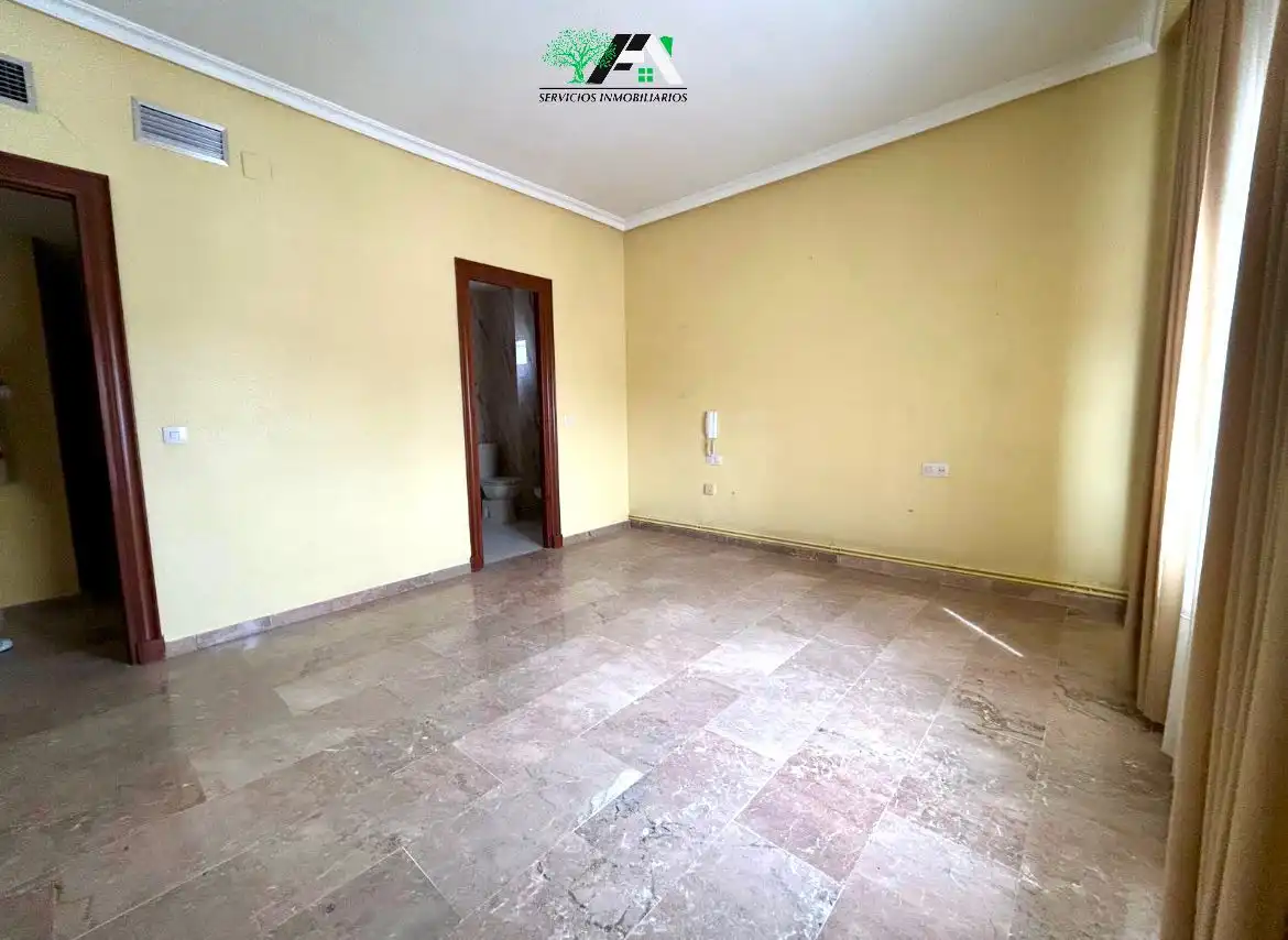 Piso en venta en Ibros con Calefacción
