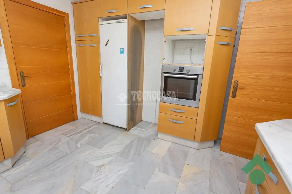 Kitchen of Flat for sale in Algeciras