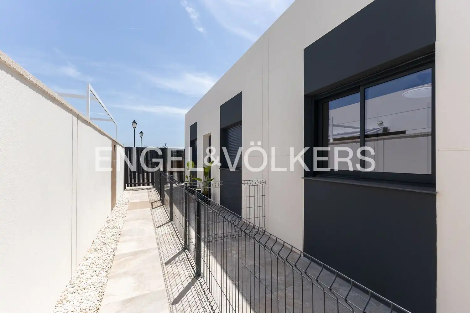 Exterior view of Houses for rent in Serra  with Air Conditioner, Heating and Terrace