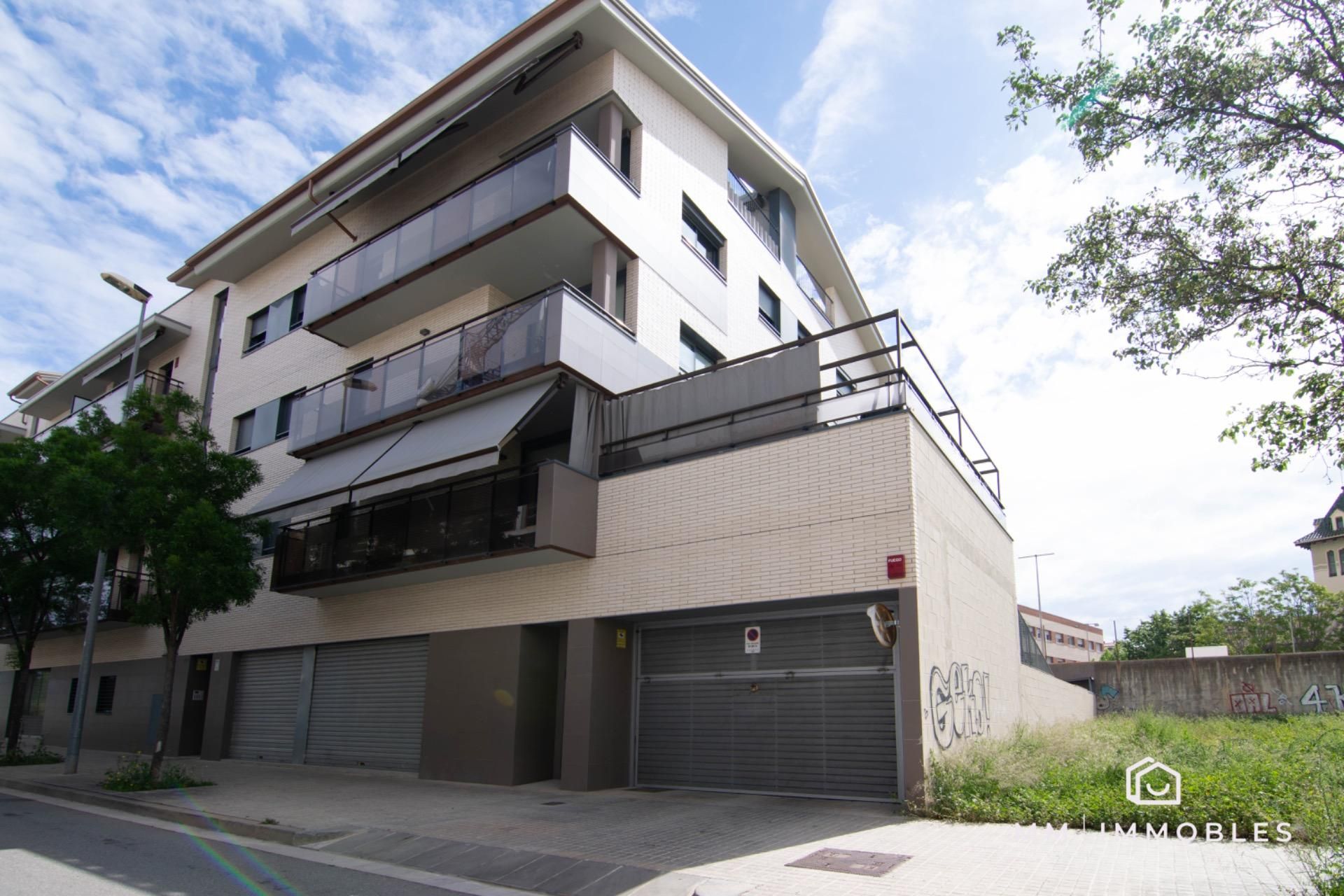 Exterior view of Garage for sale in Granollers