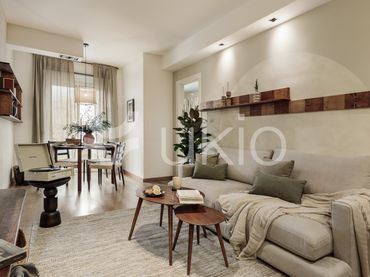 Apartment mit Balkon zur Miete in Carrer de Balmes