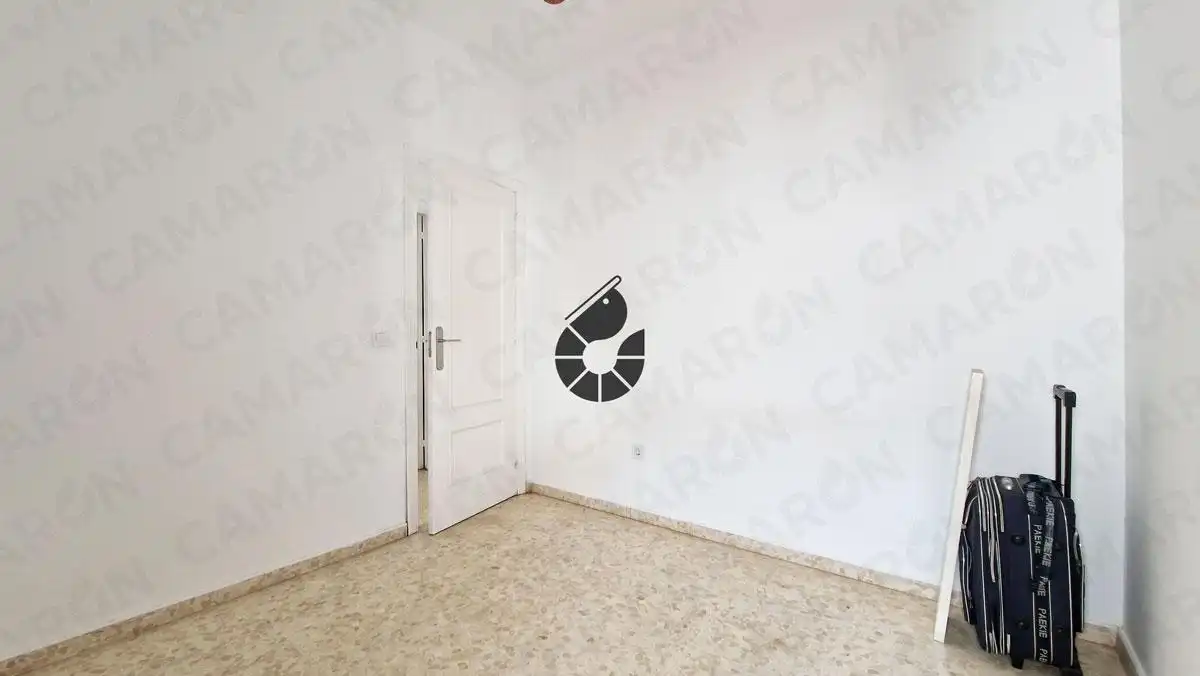 Habitación de Piso en venta en Coria del Río, Sevilla