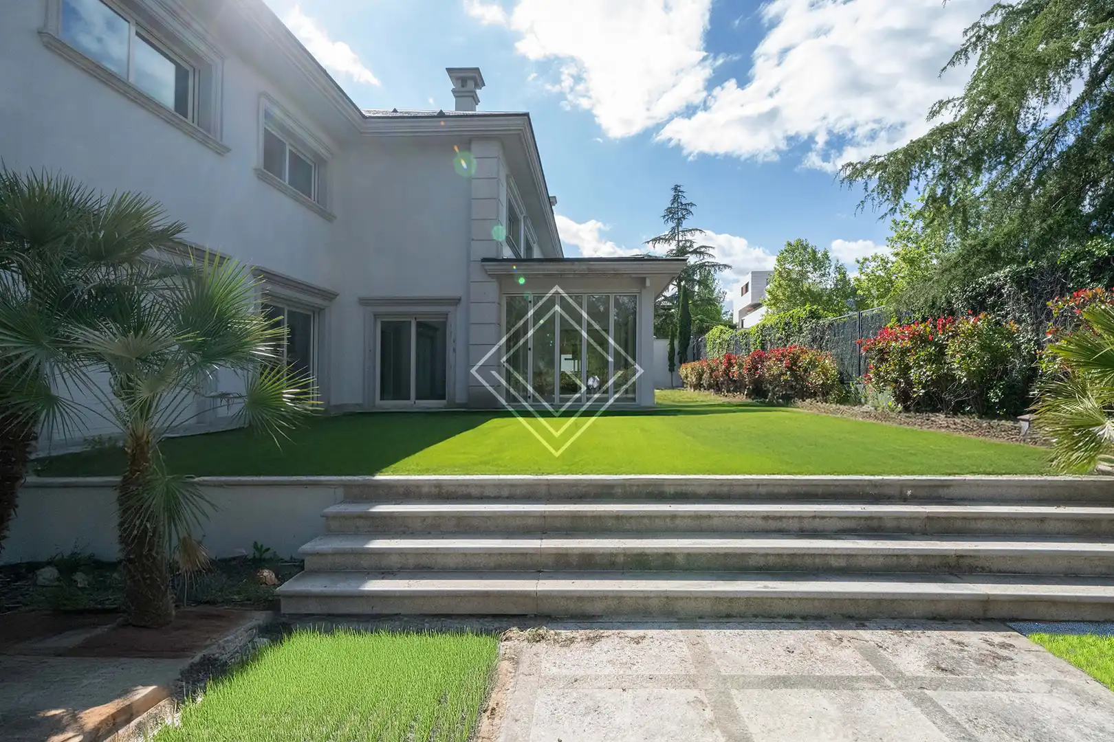 Jardín de Casa o chalet en venta en Madrid con Aire acondicionado, Calefacción y Jardín privado