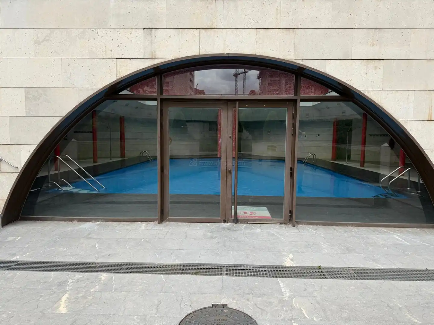 Piscina de Piso en venta en  Logroño con Calefacción, Parquet y Terraza