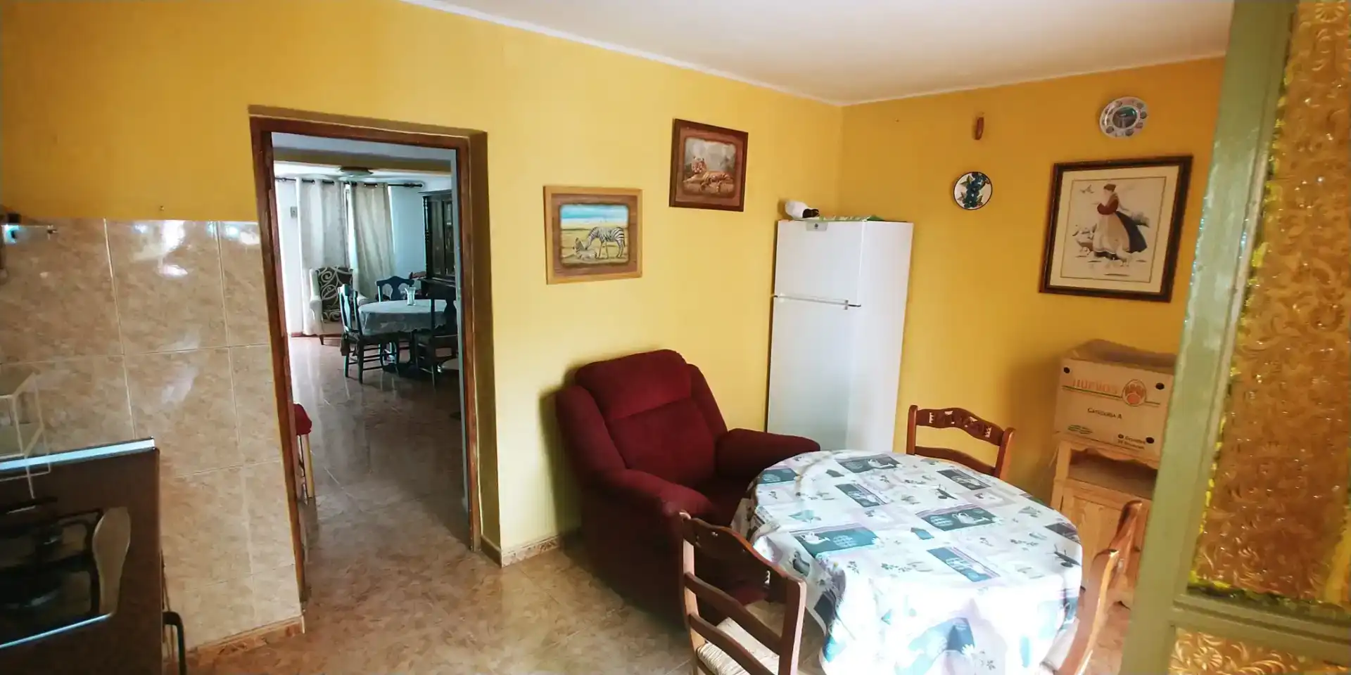 Menjador de Casa adosada de lloguer en Cuevas del Becerro amb Aire condicionat, Moblat i Rentadora