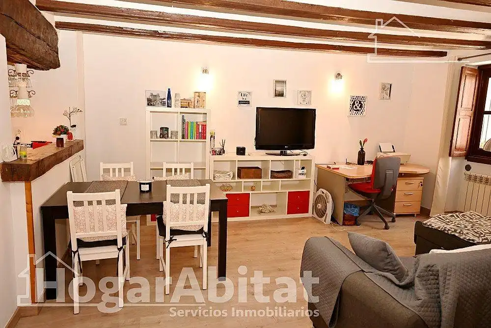 Living room of Flat for sale in Ciutat Vella 