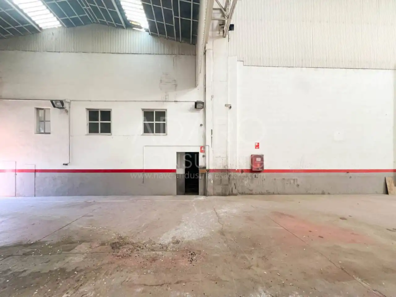 Nau industrial en venda en Guadalajara