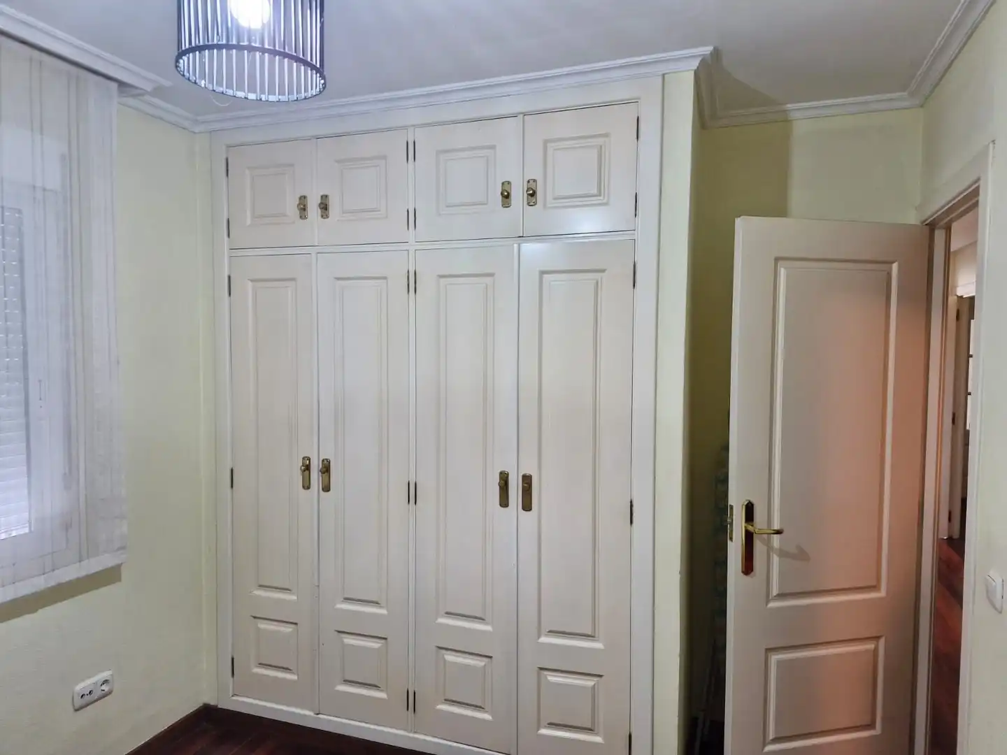 Habitación de Piso de alquiler en Santiago de Compostela  con Amueblado