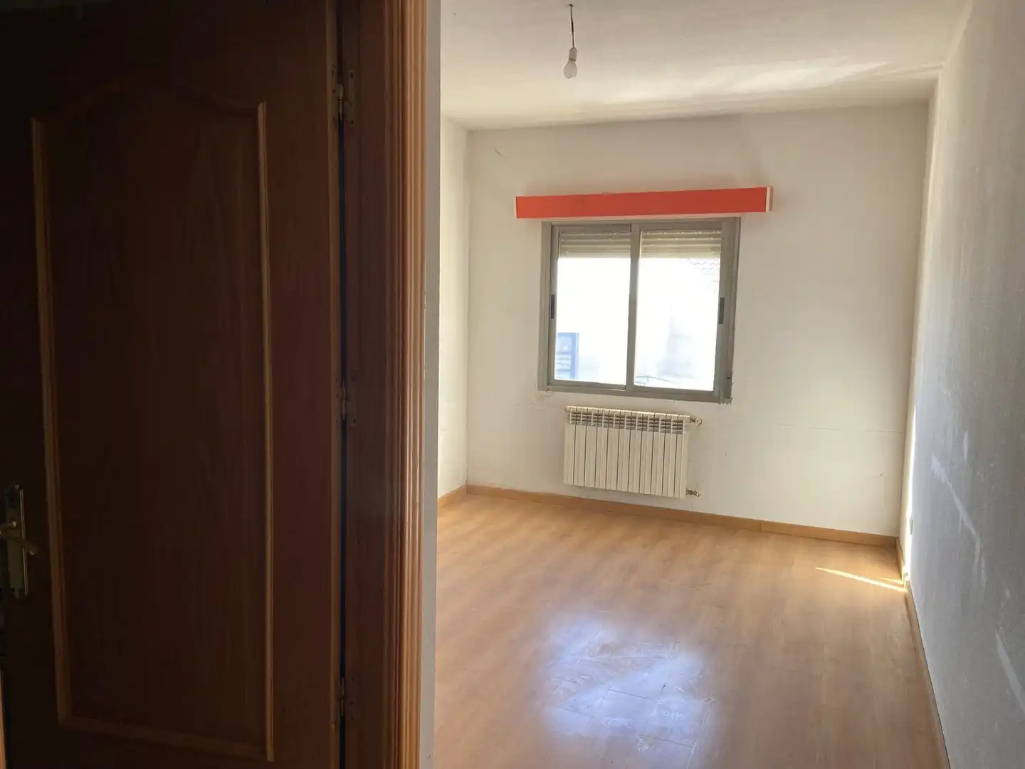 Habitación de Casa adosada en venta en Villarrubia de los Ojos con Calefacción, Terraza y Trastero